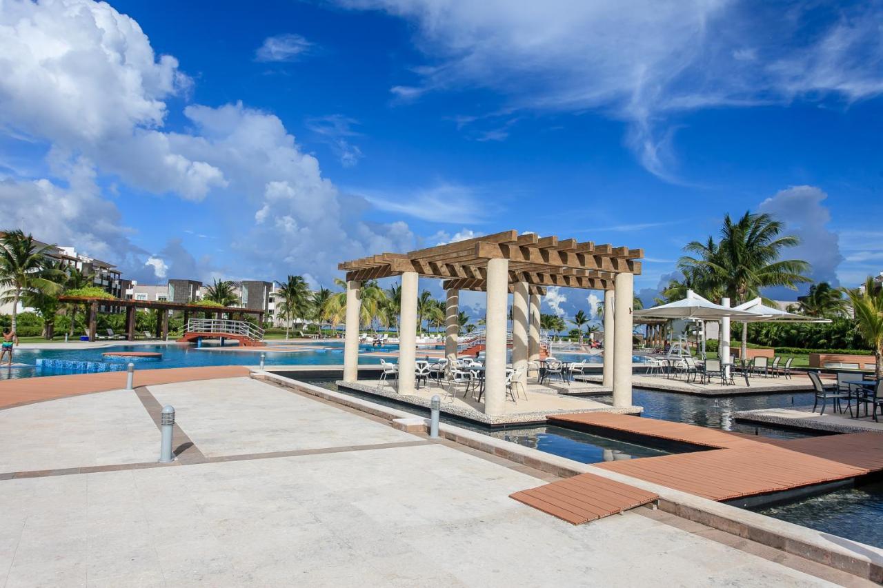 Apartment Relaxing 2 Bedroom With Jacuzzi, Terrace And Beach Club Playa del Carmen