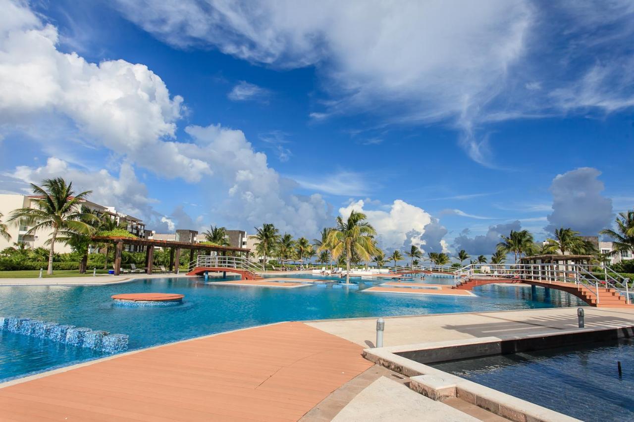 Relaxing 2 Bedroom With Jacuzzi, Terrace And Beach Club Apartment